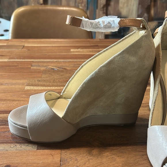 See By Chloe Elegant Tan Wedge Sandals 
Size 38 - Picture 2 of 9